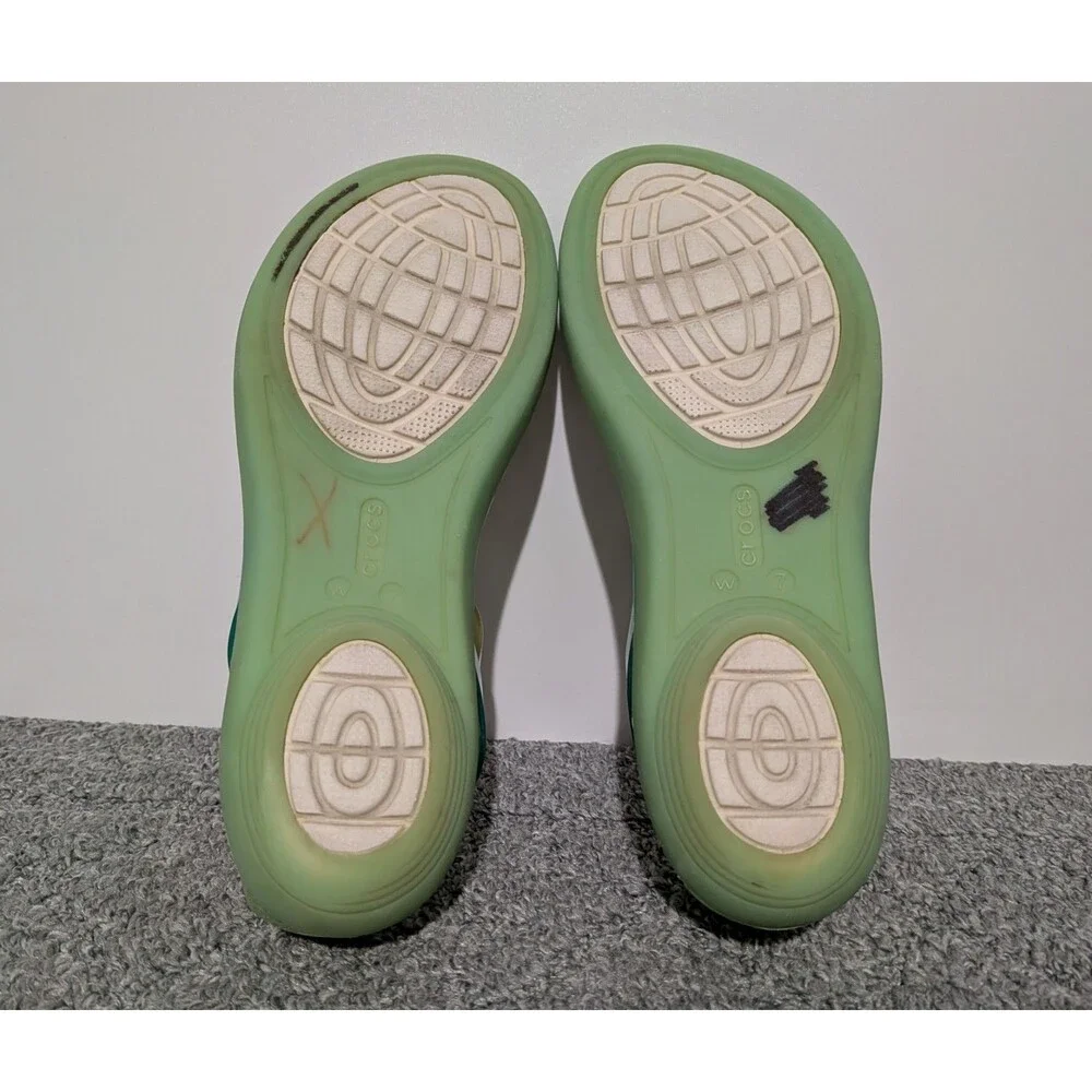 Crocs Isabella Strappy Sandals Iconic Comfort Womens Size 7